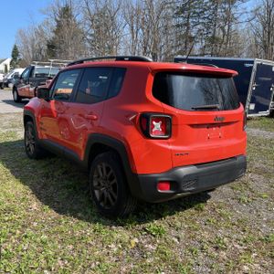 JEEP RENEGADE LATITUDE 75TH ANNIVERSARY - 3