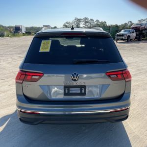 VOLKSWAGEN TIGUAN SE - 7