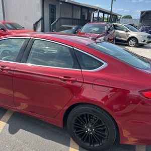 FORD FUSION SE - 6