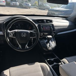 صورة 35 لـ 2020 Honda CR-V LX