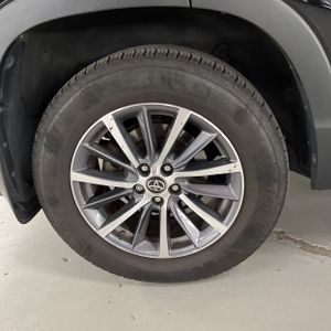 2019 Toyota HIGHLANDER XLE — миниатюра 15