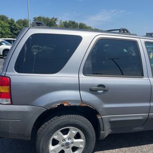 2007 FORD ESCAPE XLT 照片 9
