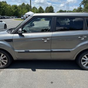 2012 KIA SOUL + photo 4