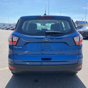 FORD ESCAPE S - 7