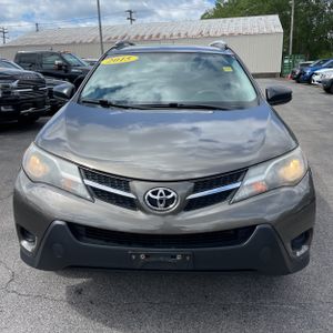 صورة 14 لـ 2015 Toyota RAV4 LE
