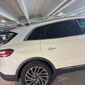 2020 Lincoln NAUTILUS RESERVE 照片 9