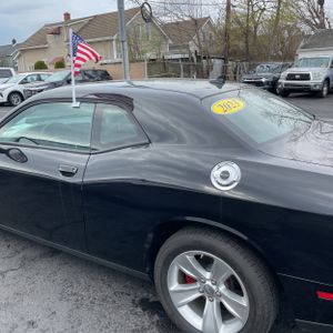 DODGE CHALLENGER SXT - 6