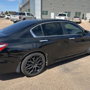 2017 Honda ACCORD SPORT — фото 9