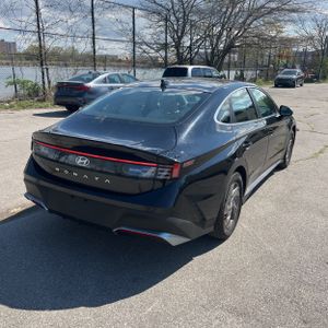 HYUNDAI SONATA SE - 8