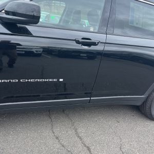 JEEP GRAND CHEROKEE L LAREDO - 4