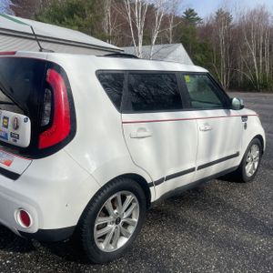 KIA SOUL + - 9