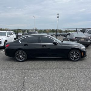 BMW 330I XDRIVE - 10