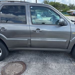 2006 Mazda TRIBUTE I — миниатюра 11
