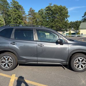 2023 Subaru FORESTER PREMIUM 缩略图 11