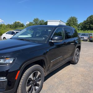 صورة 2 لـ 2024 JEEP GRAND CHEROKEE 4XE