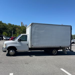 FORD E-350 CUTAWAY - 3