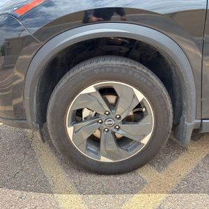 صورة مصغرة 17 لـ 2024 Nissan ROGUE SV