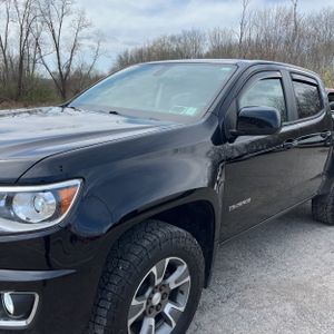 CHEVROLET COLORADO Z71 - 2