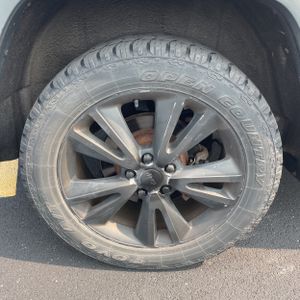 صورة مصغرة 19 لـ 2011 JEEP GRAND CHEROKEE LAREDO