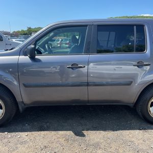 2015 Honda PILOT LX — фото 4
