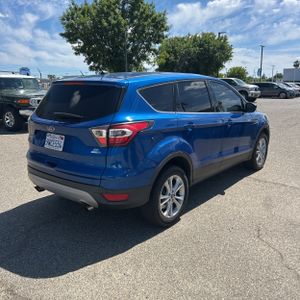 FORD ESCAPE SE - 8