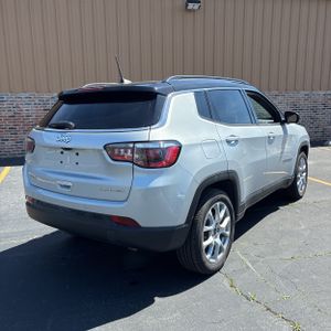 JEEP COMPASS LIMITED 4X4 - 8