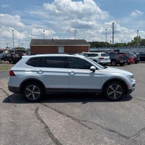 2018 Volkswagen TIGUAN 2.0T SE 照片 10
