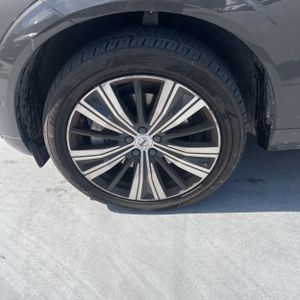 2022 Volvo XC60 B6 INSCRIPTION thumbnail 17