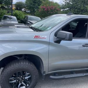 2025 Chevrolet SILVERADO 1500 CUSTOM TRAIL BOSS — фото 2