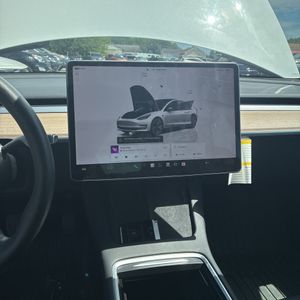صورة مصغرة 36 لـ 2023 Tesla MODEL 3 BASE