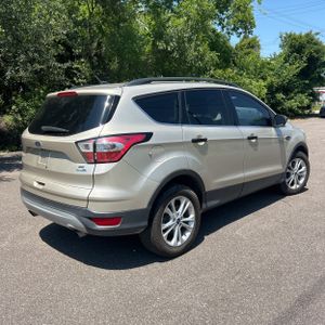 FORD ESCAPE SE - 8
