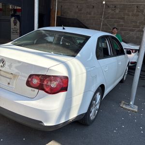 VOLKSWAGEN JETTA SE - 8