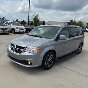 DODGE GRAND CARAVAN SXT - 1