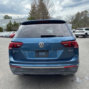 VOLKSWAGEN TIGUAN 2.0T SEL - 7