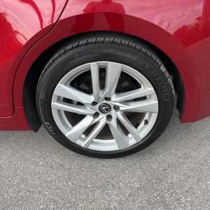 2024 Lexus IS 300 BASE — миниатюра 18