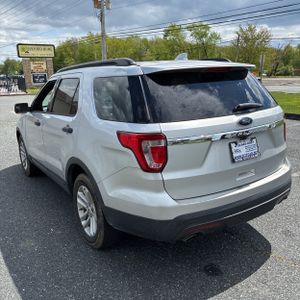 FORD EXPLORER BASE - 4
