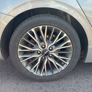 2023 KIA FORTE GT-LINE — миниатюра 19