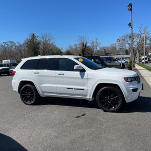 JEEP GRAND CHEROKEE LAREDO X - 10