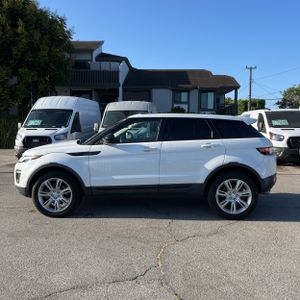 2018 LAND Rover RANGE ROVER EVOQUE SE — фото 3