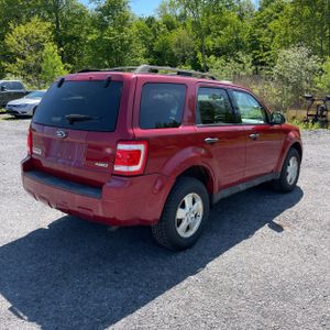 FORD ESCAPE XLT - 8