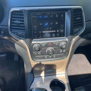 صورة 38 لـ 2015 JEEP GRAND CHEROKEE ALTITUDE