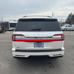 LINCOLN NAVIGATOR RESERVE - 7