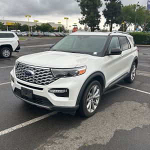 FORD EXPLORER PLATINUM - 1