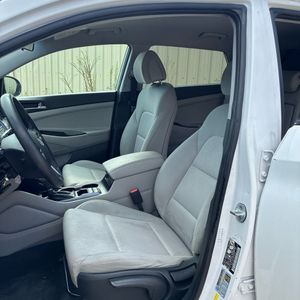 2017 Hyundai TUCSON SE — фото 31