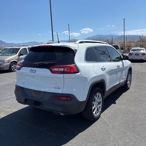 صورة 8 لـ 2017 JEEP CHEROKEE LATITUDE