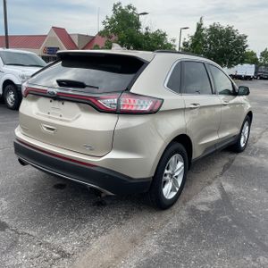 FORD EDGE SEL - 7