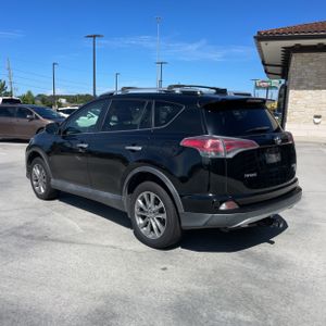 Toyota RAV4 Limited - 5