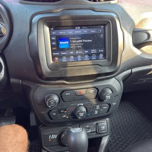 2018 JEEP RENEGADE LATITUDE 照片 37