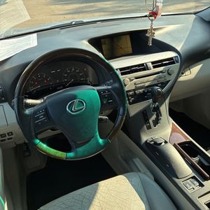 صورة 36 لـ 2010 Lexus RX 350 BASE