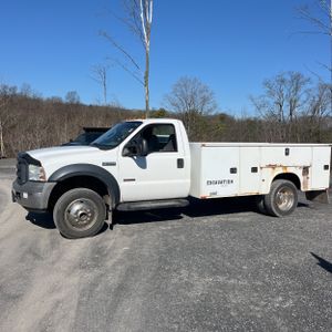 FORD F-550 CHASSIS XL - 3